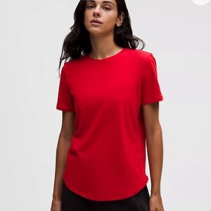 Lululemon Women’s Love Crewneck T-Shirt in Red Size 6